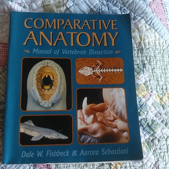 PVertebrate Dissection Comparative Anatomy Book - Picture 1 of 10